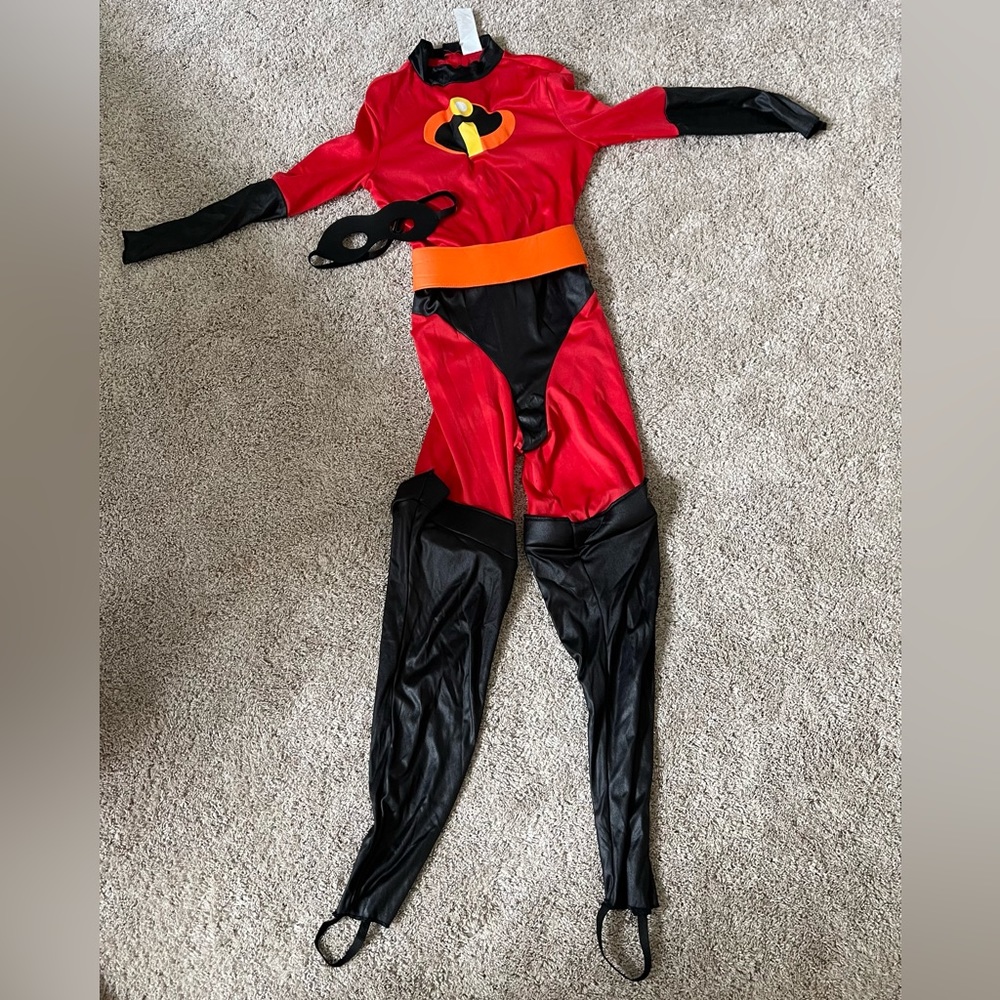 The Incredibles Mom Costume
